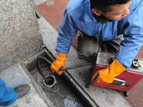 镜湖疏通下水道